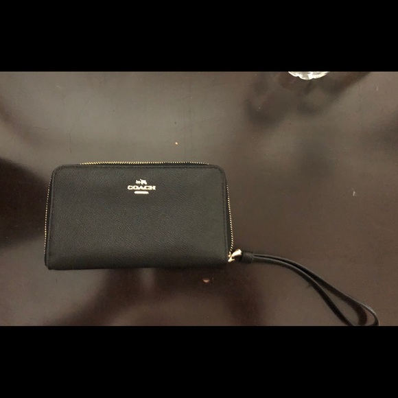 Coach Handbags - Black Coach Wallet